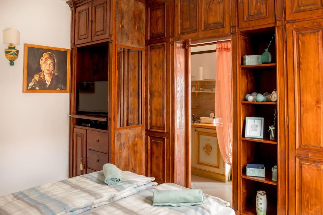טימישוארה 8 Small And Cozy Suite מראה חיצוני תמונה