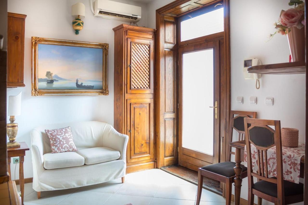 טימישוארה 8 Small And Cozy Suite מראה חיצוני תמונה